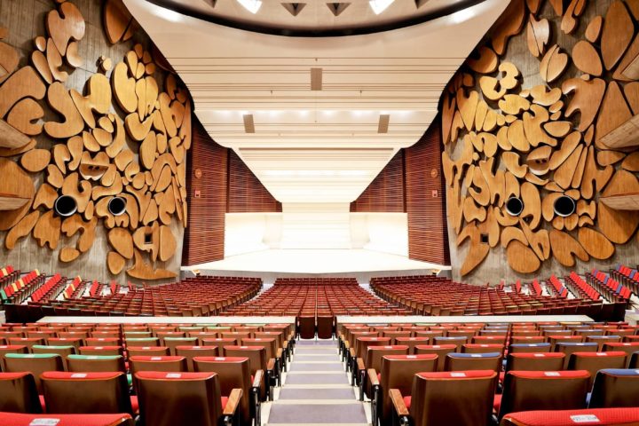 東京文化会館様へd&b audiotechnik T-Seriesが導入されました