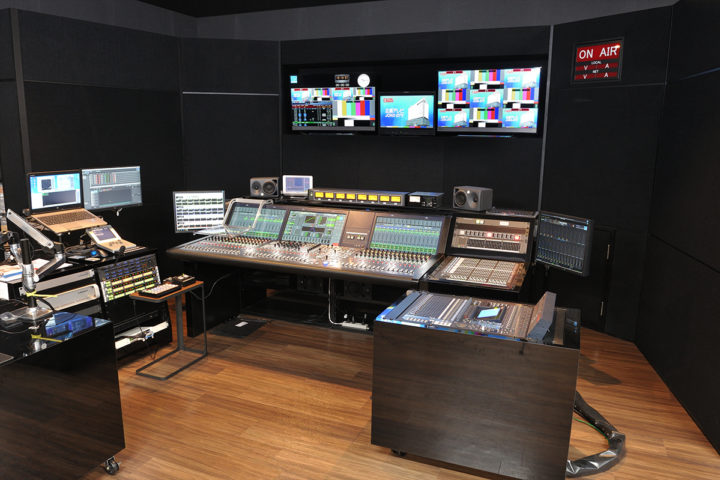 広島テレビ様 LAWO mc²56XC, mc²36を導入！