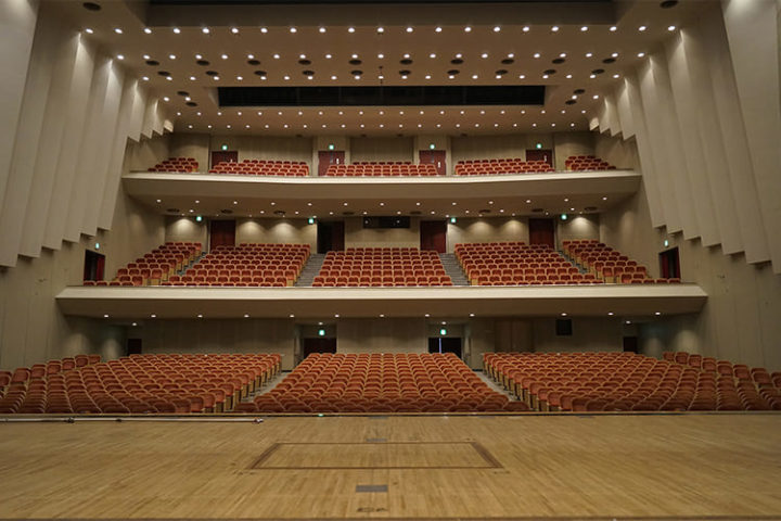 浅草公会堂様にd&b audiotechnik Yi-Seriesが導入されました