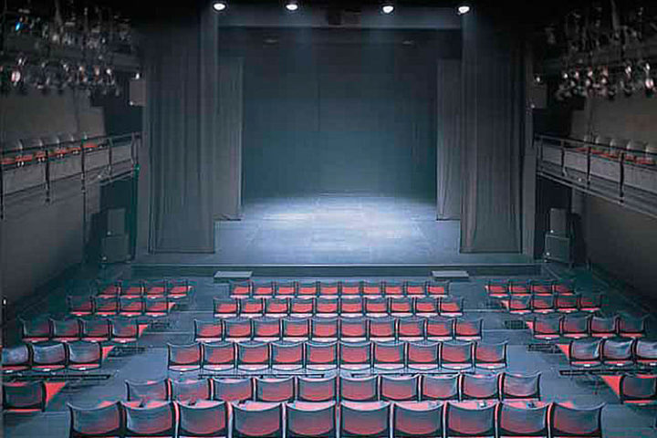 吉祥寺シアター様にd&b audiotechnik Ci-Seriesが導入されました