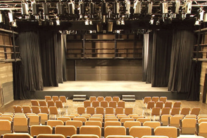 神戸アートビレッジセンター様 にd&b audiotechnik E-Series が導入されました