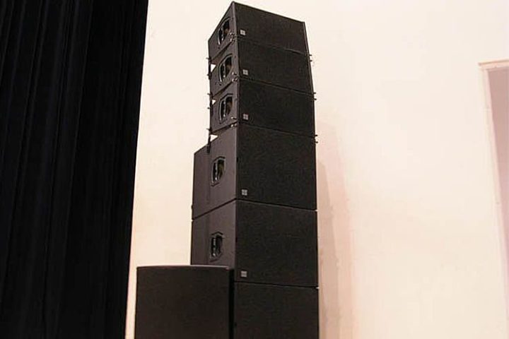 メモリー様にd&b audiotechnik Q-Seriesが導入されました