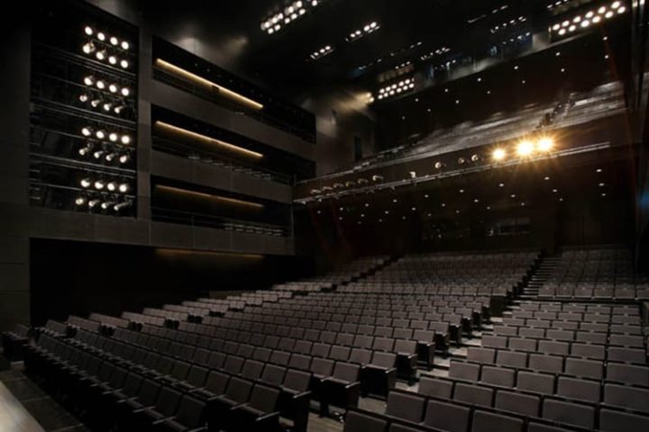 サンケイホール「ブリーゼ」様にd&b audiotechnik Q-Seriesが導入されました