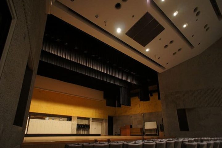 島根県民会館様にd&b audiotechnik T-Seriesが導入されました