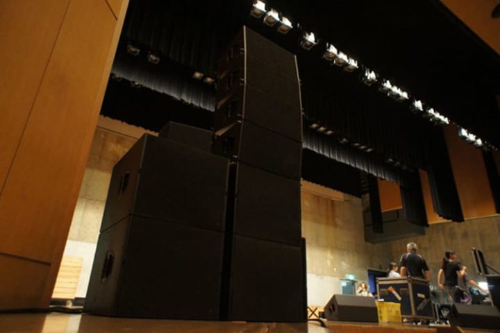 東放学園音響専門学校様にd&b audiotechnik Q-Seriesが導入されました