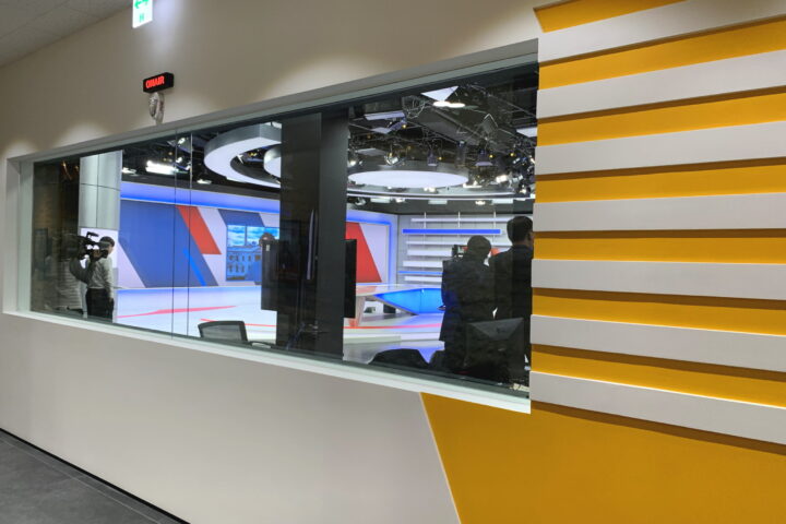 WOW TV ニュースセンターがLawo IPを備えたHOMEを導入