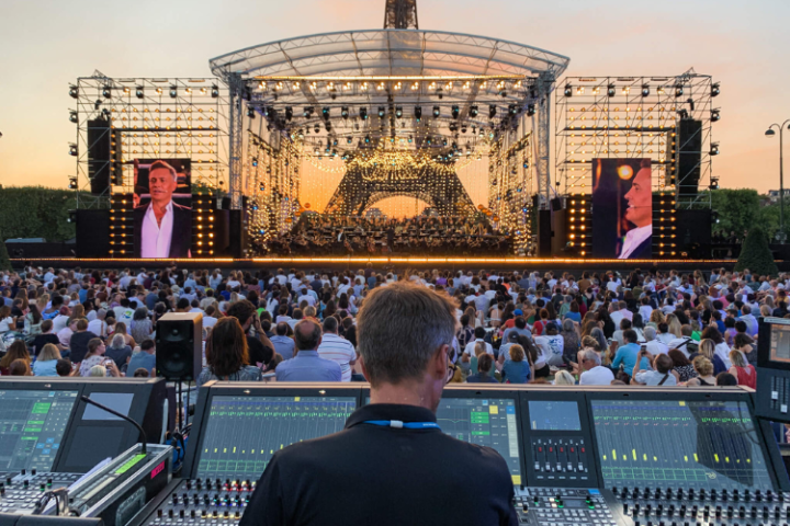 フランス革命記念日 4台の Lawo mc² コンソールを使用して記念コンサートをミキシング
