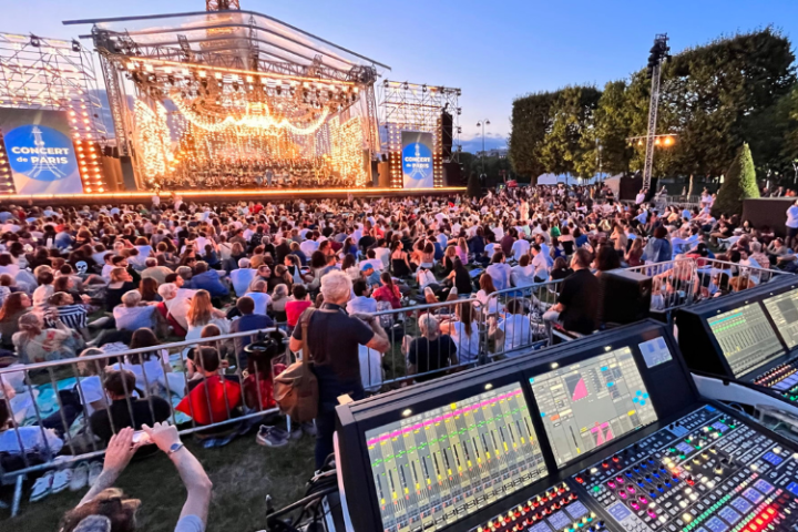 2023年フランス革命記念日：コンセール・ド・パリのミックスでLAWO mc²コンソールを5台使用